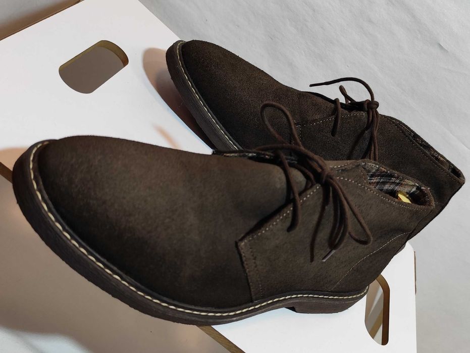 Ghete lace up 42 chukka Royal Class NOI piele naturala moale vernil