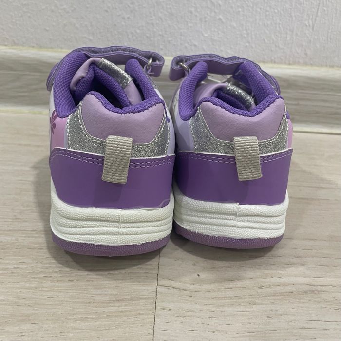 Кроссовки Эльза на девочку