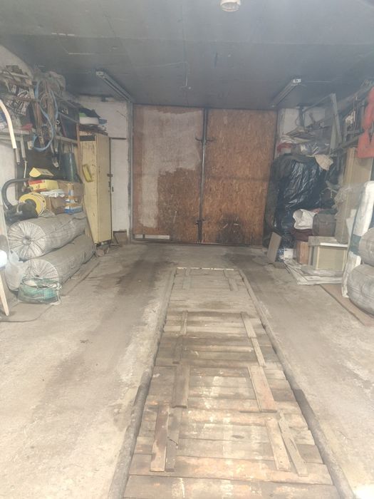 Полдома на 64квартале