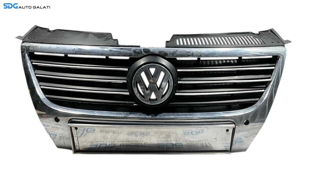 Grila Centrala cu Emblema Sigla de pe Bara Spoiler Fata Volkswagen Passat B6 2005 - 2010 Cod 3C0 853 651 AD 3C0 853 651 AF [ L5732 ]