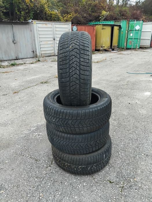 Гуми 255 55 18 Пирели Pirelli 4 броя - нов внос.Не са нови! Посочената цена е за един брой гума. Без коментар на цената.43 години опит в бранша.