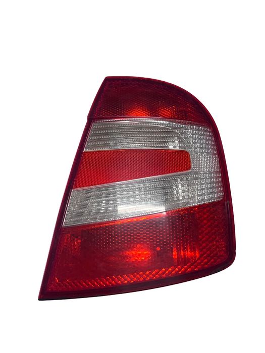 Lampa Spate / Stop Dreapta Spate Skoda Fabia 6Y2 1999 - 2008 6Y6945112B