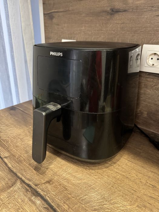 Уред за готвене с горещ въздух Philips Essential Airfryer XL