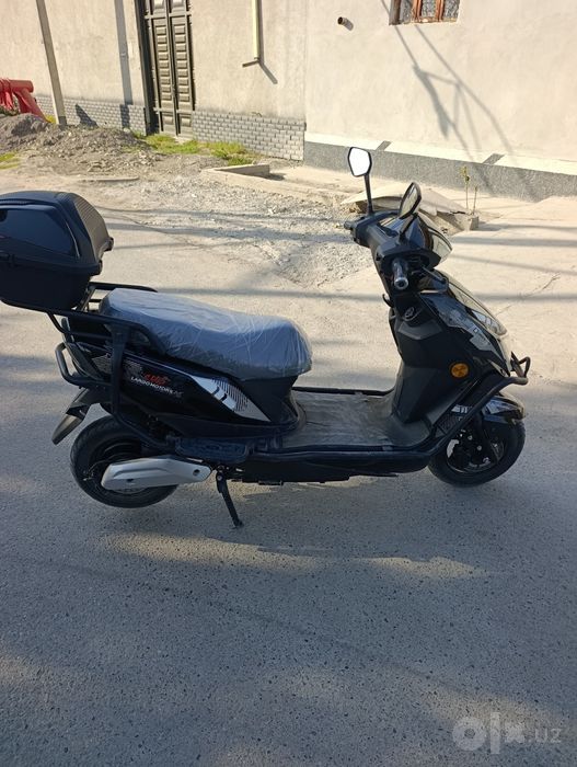 Холати яхши уринмаган