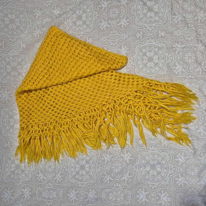 Шалове и пухена шапка