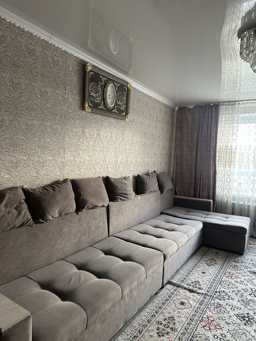 Продам диван 4 метра