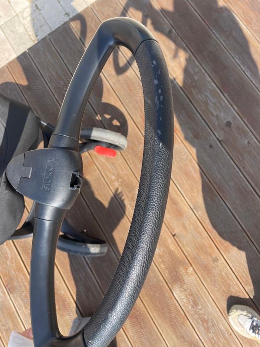 Продавам бебешка количка Stokke Xplory X-Limited Edition Gold Black