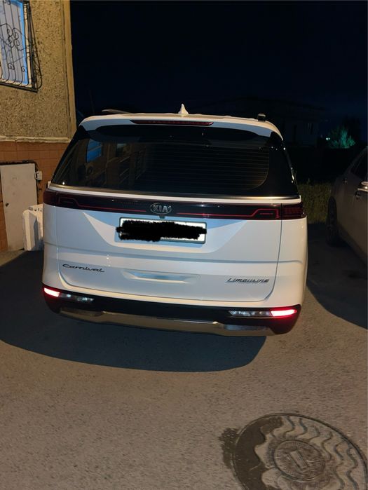 Kia Carnival Limusine 2020