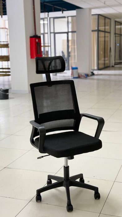 Ofis uchun kreslo