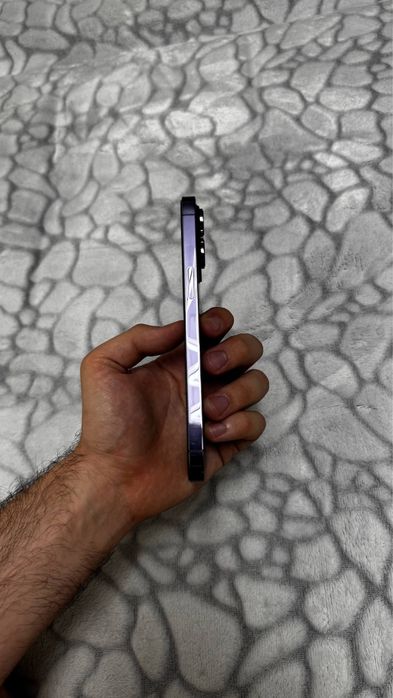 Продается телефон iphone 14 pro max