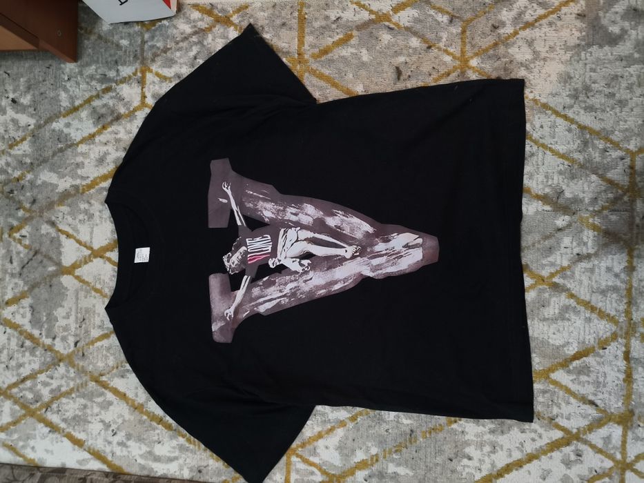 Продаю комплект вещей(читайте описание)