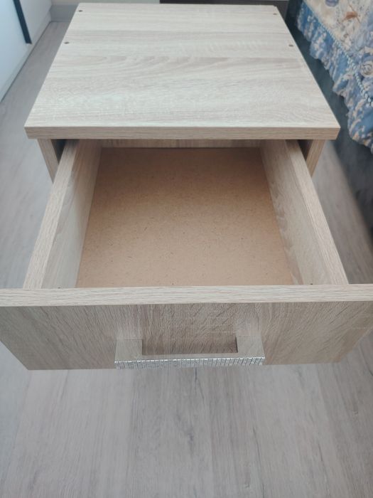 Тумба прикроватная