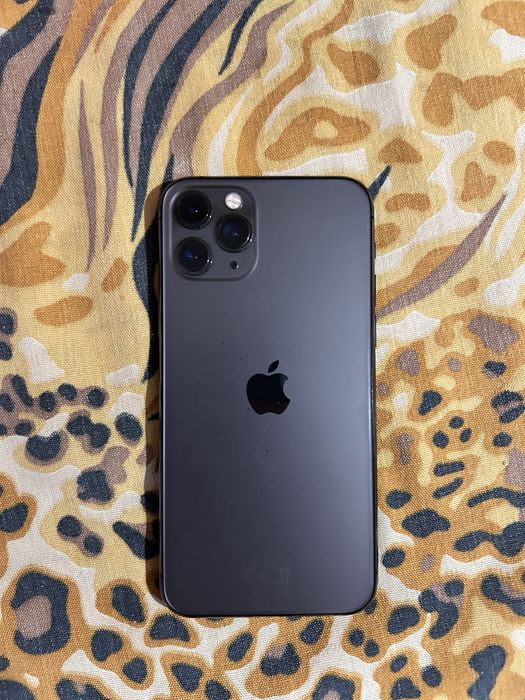 iPhone 11 pro  64гб