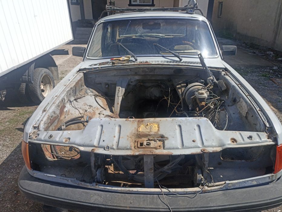 Волга, без двигателя