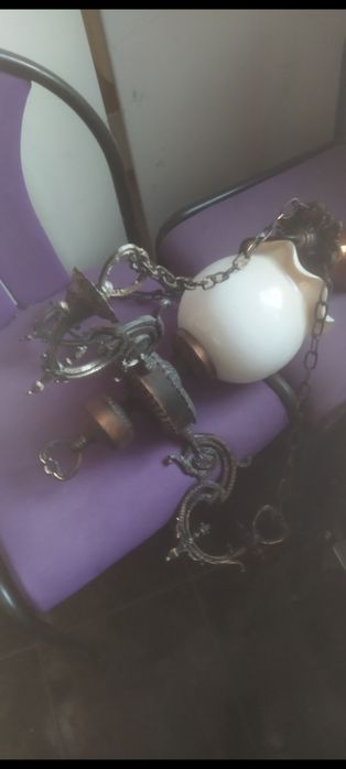 Газени лампи, фенери и месингов полюлей
