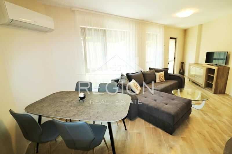 Дава се под наем Двустаен апартамент в Варна, Бриз - 55 кв.м за 351.9 € - Снимка #4