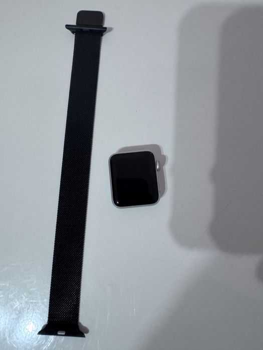 Apple watch series 3 38 mm серый