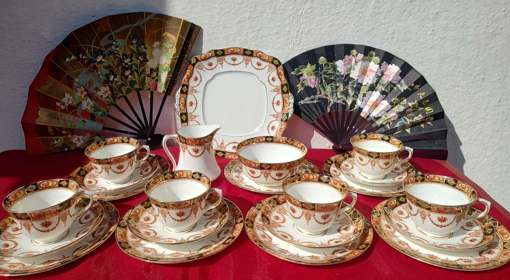 Антикварен сервиз Royal Albert Devon стил Imari