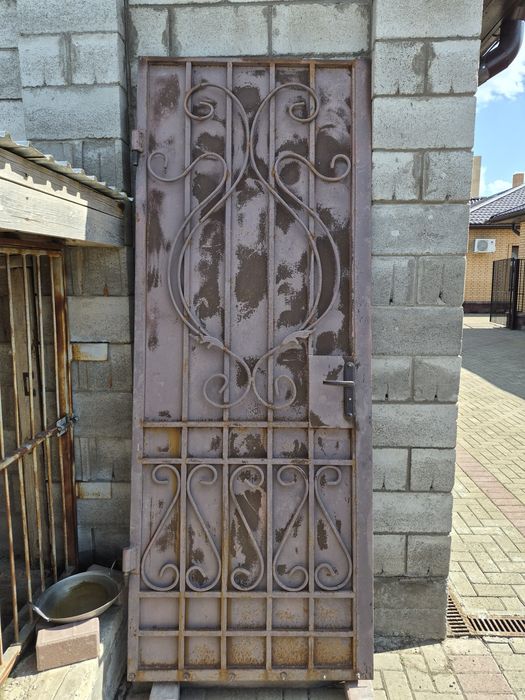 Продам металлические ворота