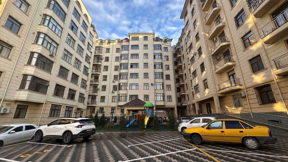 3х комнатная квартира со всеми удобствами, Бриллиант Сити