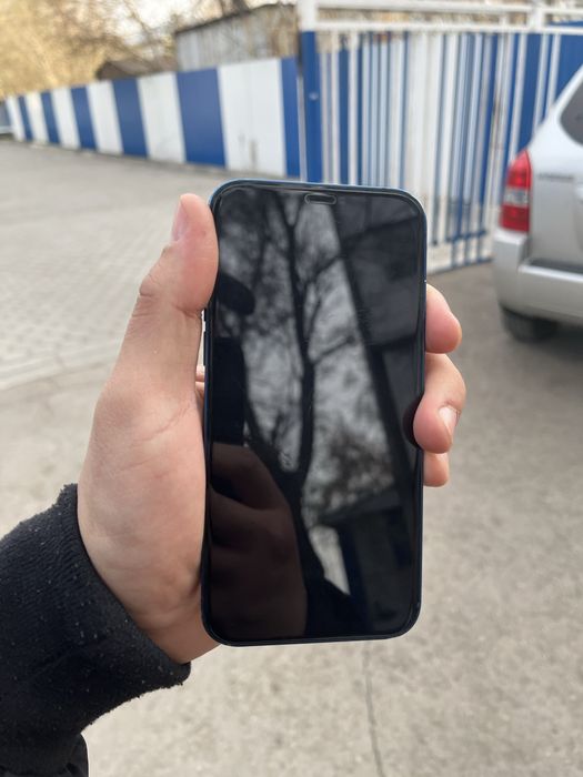 Iphone 12 и iphone 13