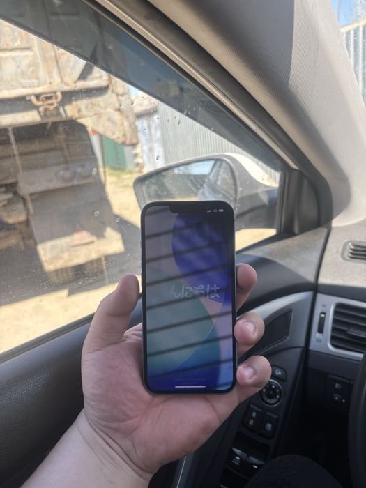 Айфон 13 128 гб идеальный ремонт жасалмаган