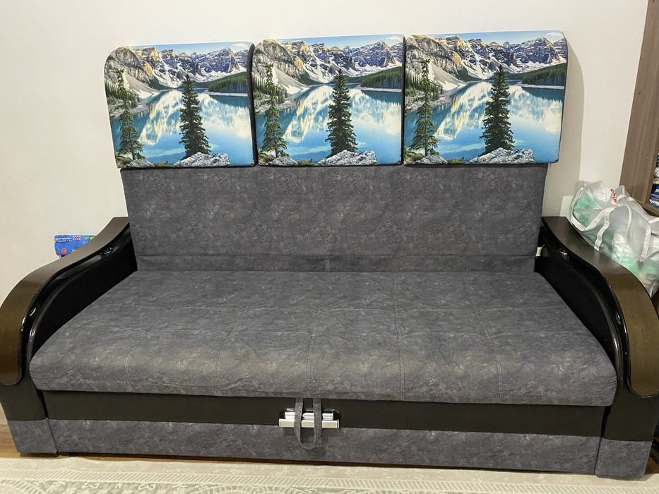 продается диван-кровать в отличном состоянии