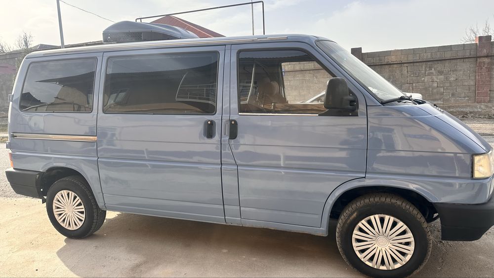 Продается бусик т4