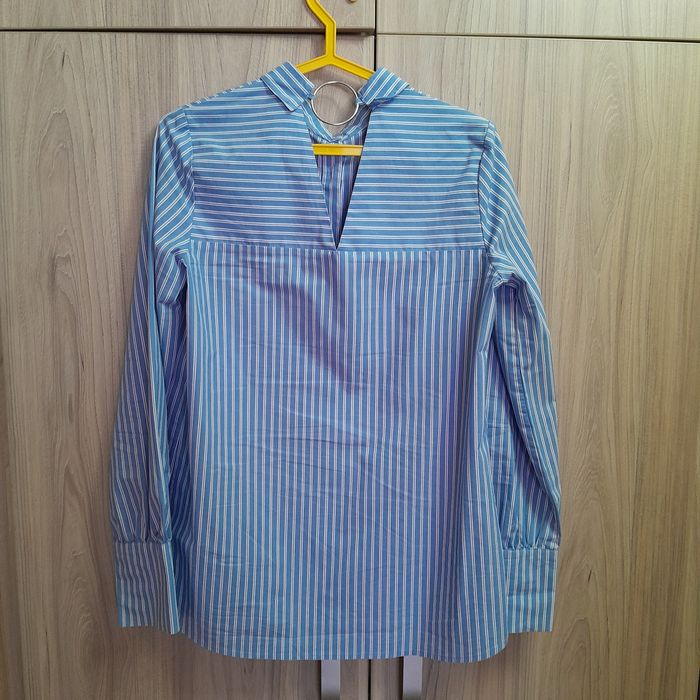 Cămașă cu broderie.