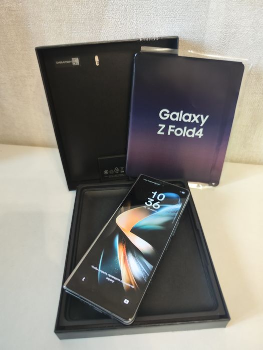 Samsung Galaxy Z Fold4 12/256 ГБ