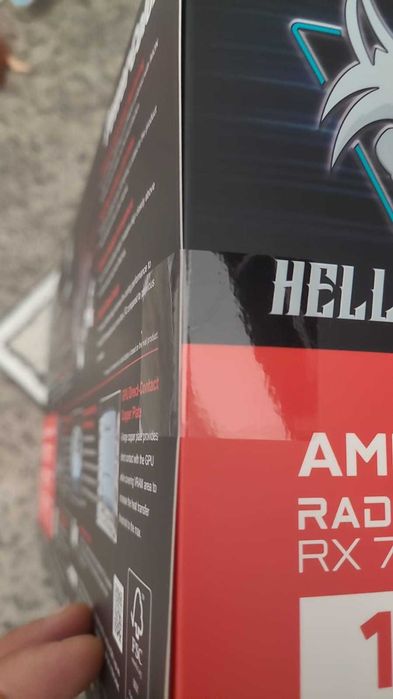Placa video AMD RX 7800 XT de 16GB GDDR6  256 biti  -sigilata , noua