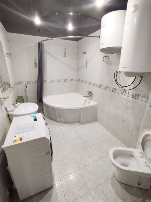 Хамма шароитга 3хонали уй ижарага берилади