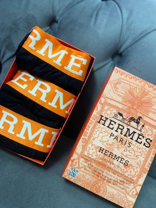 Boxeri Hermes   .