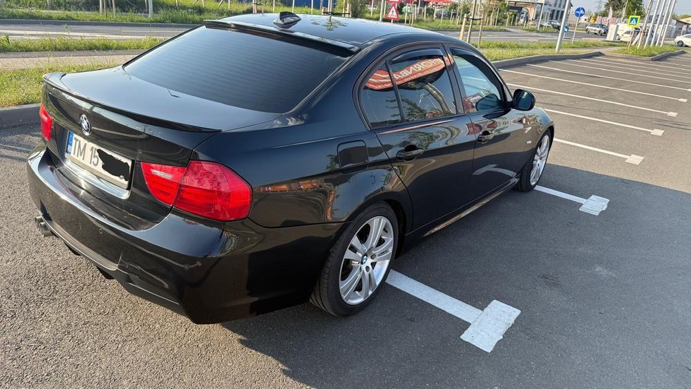 Vând / Schimb BMW E90 320D Facelift  M paket