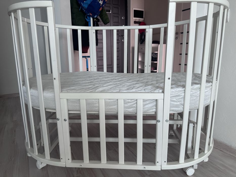 Продам детскую кровать