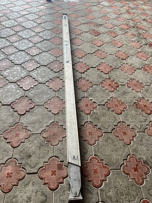 Продам стойки для рефрежиратора