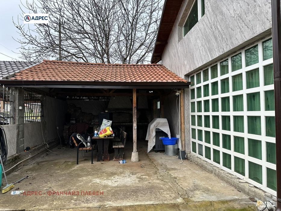 Продава се Къща в с. Горна Митрополия, Област Плевен - 157 кв.м за 812 €/кв.м - Снимка #11