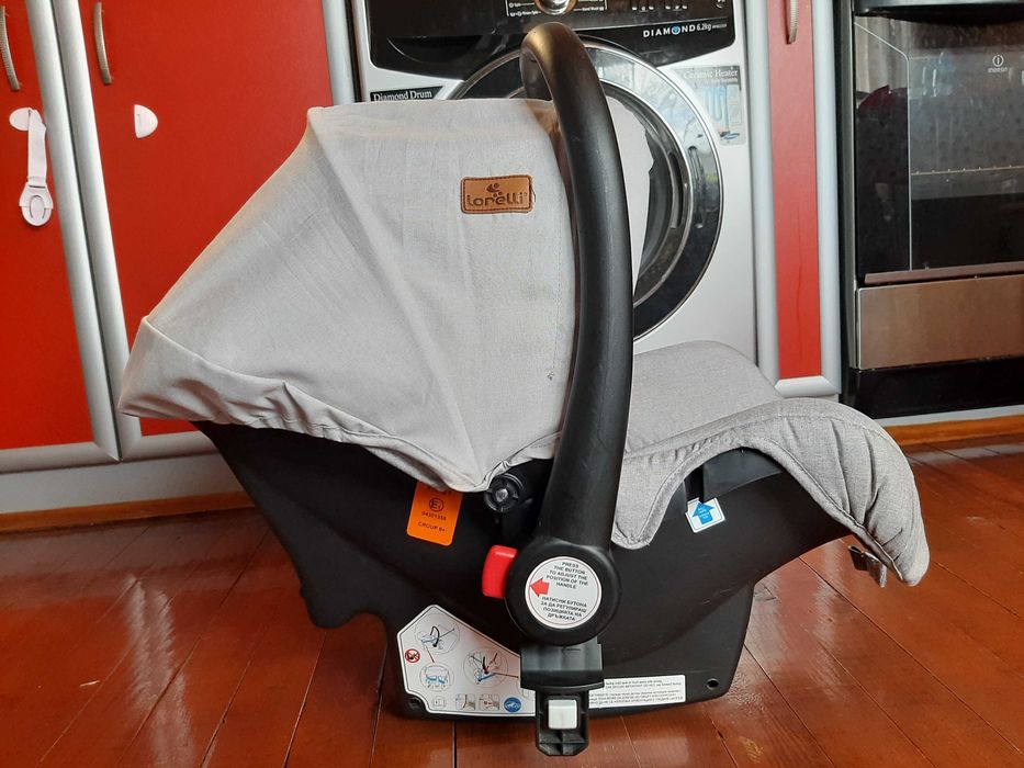 Кошче за кола или количка Лорели