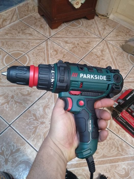 Masina de insurubat si gaurit PARKSIDE PNS300,
cu doua trepte de turaț