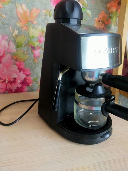 Продам рожковую кофеварку