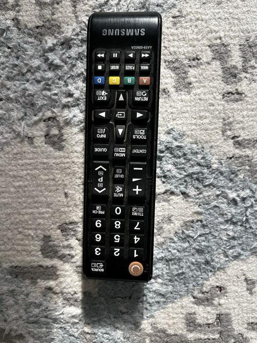 Продам телевизор samsung
