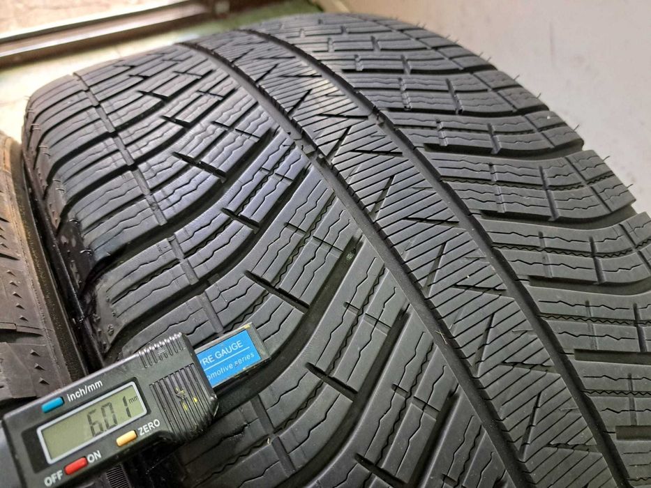 2 sau 4 anvelope 295/40 R20 Michelin