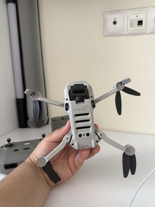 Продам Dji mini 4k