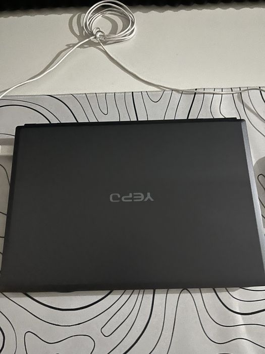 Продам ноутбук новый