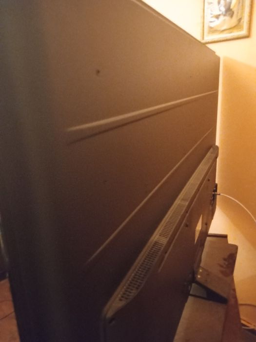 Vând TV Smart Horizon.