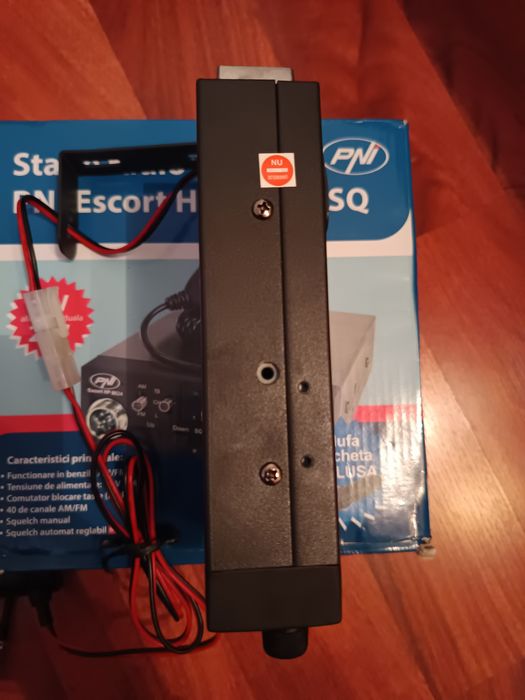 Statie CB PNI Escort 8024 12/24V !