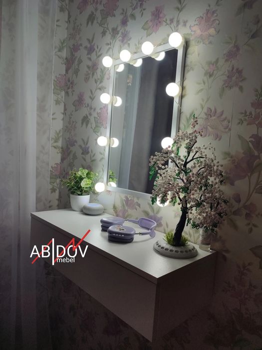 Навесная тумба ( консоль) универсальное решение для любого интерьера.