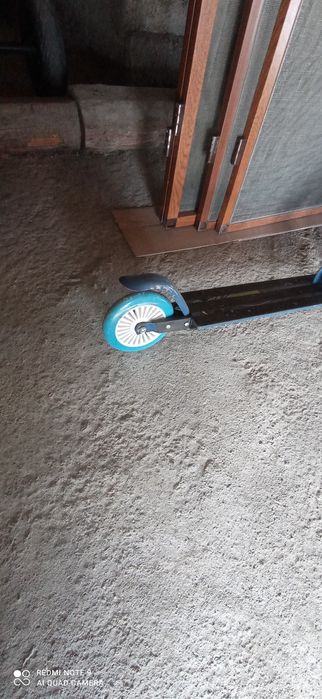 Продавам детска тротинетка