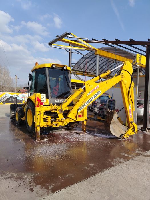 Buldoexcavator de închiriat, picon