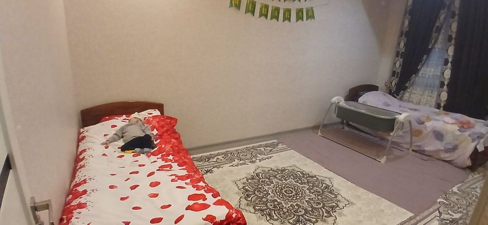 Смарт Сити 2 хона 5 этаж оилага 350$  8 этажли дом